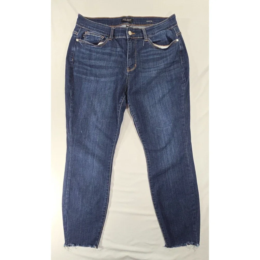 Judy Blue Womens Size 18W Skinny Fit Distressed Raw Hem Jeans Dark Wash Denim BM - Picture 1 of 8